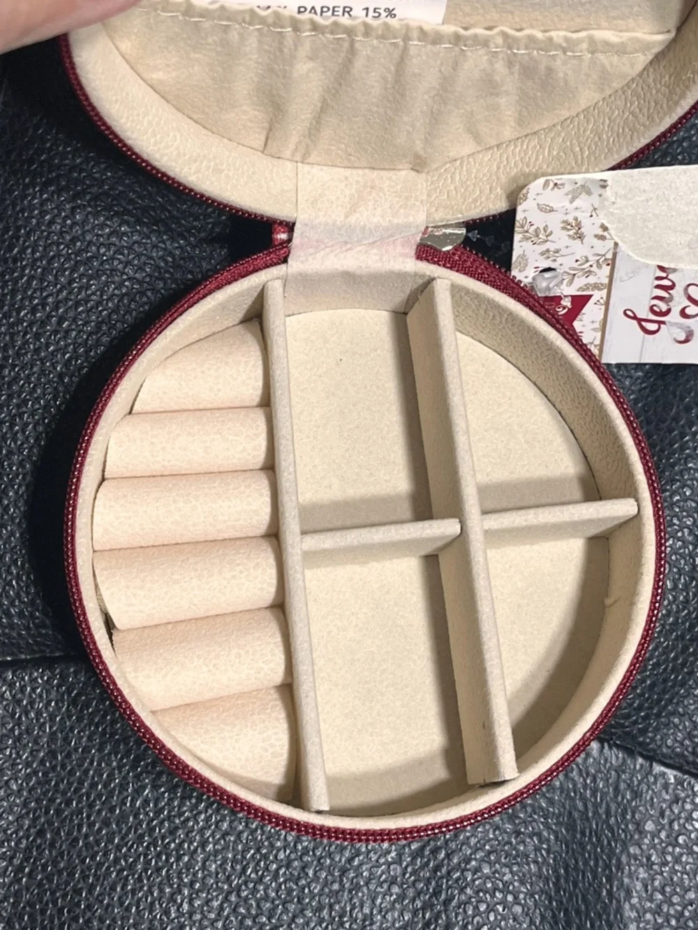 Red Round Jewelry Travel Case • NEW •